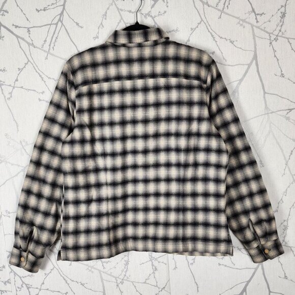 Eddie Bauer Blurry Plaid Fleece Lined Flannel Shirt - Picture 2 of 4